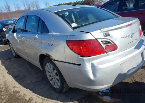 2010 Chrysler Sebring Limited из США, поврежденный, VIN 1C3CC5FB2AN217424